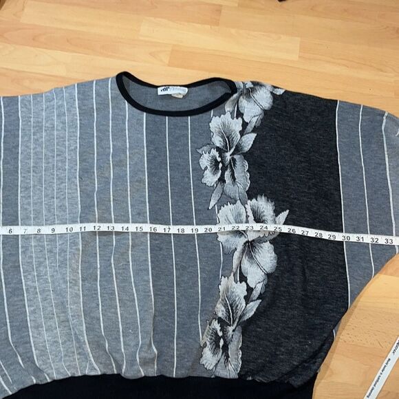 Vintage Top Notch Oversized Floral Sweater with Shoulder Pads size X-Large - Picture 10 of 11